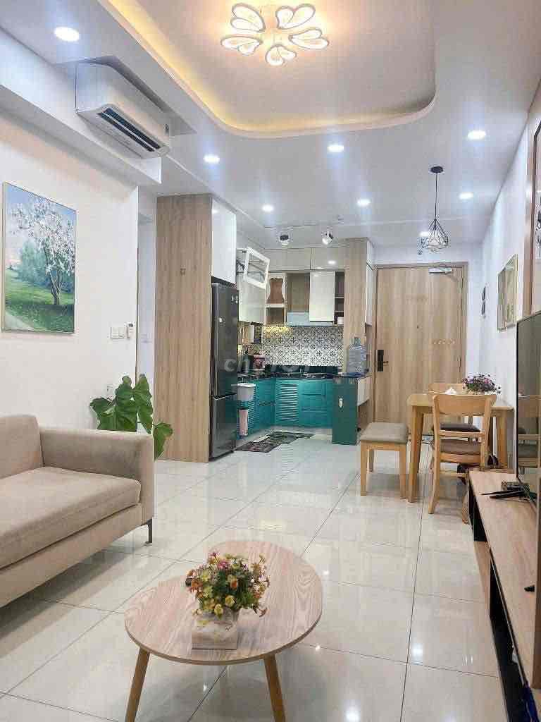 Cho thuê căn hộ 2PN, 2WC Emerald ở liền view đẹp