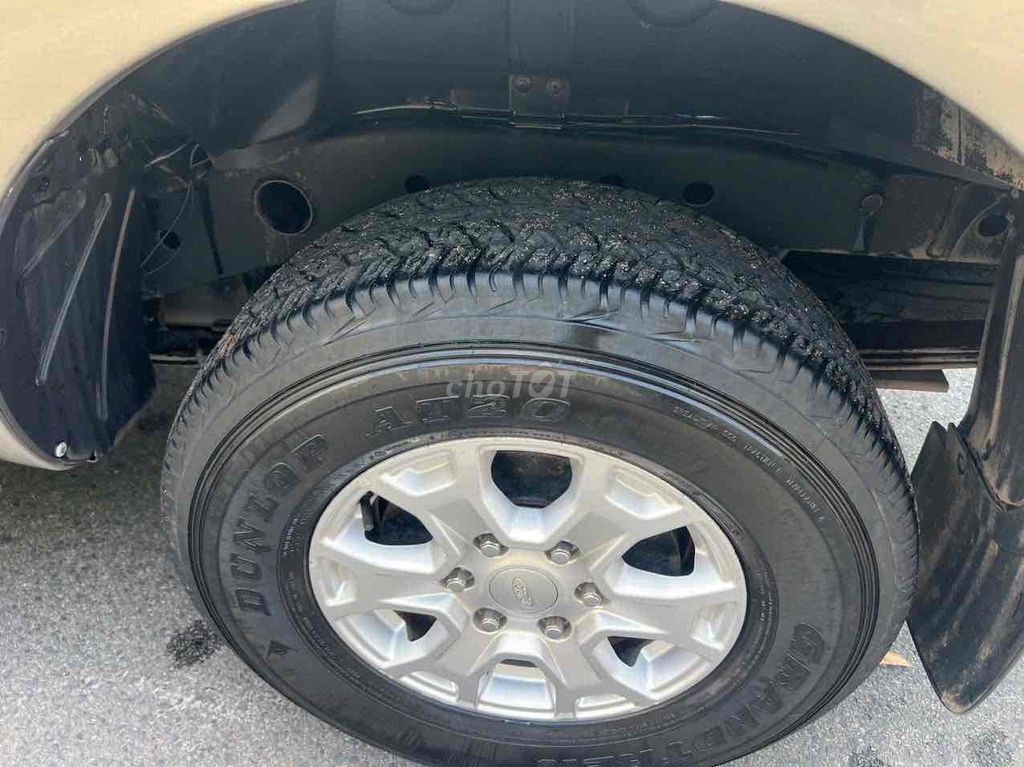 Ford Ranger 2016 XLS 2.2L 4x2 MT - 115000 km. Mua bán Ô tô tại Quận Gò Vấp Tp Hồ Chí Minh được đăng bởi DH AUTO SAIGONCARGROUP  Chuyên ô tô lướt hình 10