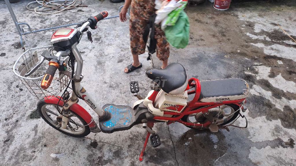 Xe đạp điện ( mới thay bình và lốp). Mua bán Xe điện tại Huyện Đông Hưng Thái Bình được đăng bởi Khoan hình 2