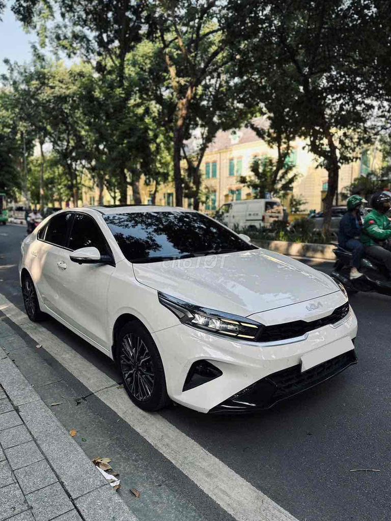 Kia K3 2022 Premium 2.0 AT - 60000 km. Mua bán Ô tô tại Quận Hoàng Mai Hà Nội được đăng bởi Cường Nguyễn hình 2