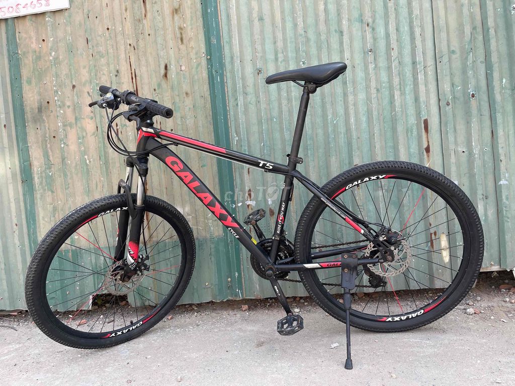 Xe đạp thể thao Galaxy Đen Đỏ đã sử dụng. Mua bán Xe đạp tại Quận Thanh Xuân Hà Nội được đăng bởi Sơn Lâm Bike 30 Ngõ 345 Khương Trung HN hình 1