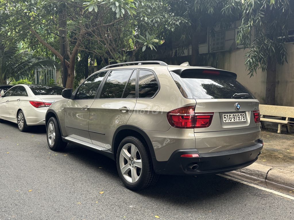 BMW X5 2007 3.0si - 88000 km. Mua bán Ô tô tại Quận 4 Tp Hồ Chí Minh được đăng bởi Nguyen Thi Oanh Nhi hình 3