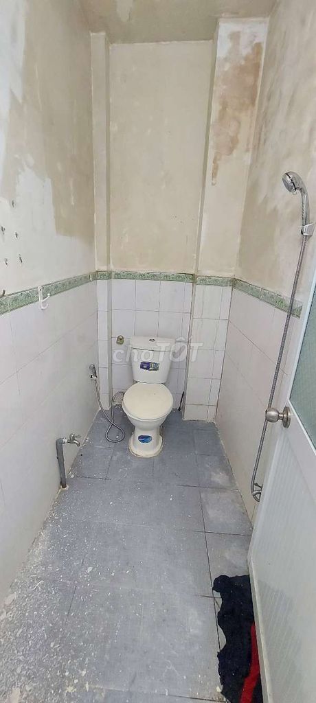 Nhà đang sửa mới, 4x9. 2pn 2wc Phạm Văn Chiêu P14