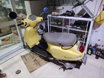 Nhà hết chổ để, bán Vespa lx125 còn thương lượng.. Mua bán Xe máy tại Huyện Phú Tân Cà Mau được đăng bởi Văn Khải  Vpp Hảo Hảo