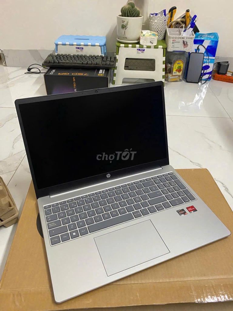 HP 15-fc000 Ryzen 5 7520U 15.6 inch 8GB/512GB Bạc. Mua bán Laptop tại Quận Hoàng Mai Hà Nội được đăng bởi Lan Ngọc hình 1