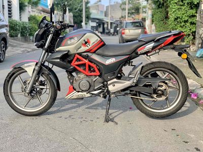 e cần bán Benelli TNT150 đời 2017