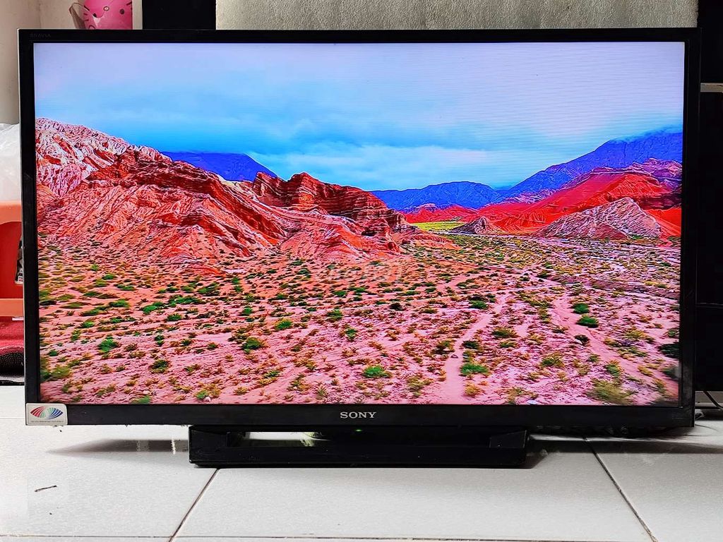 Tivi 32 inch Sony sáng đẹp loa hay có giọng nói