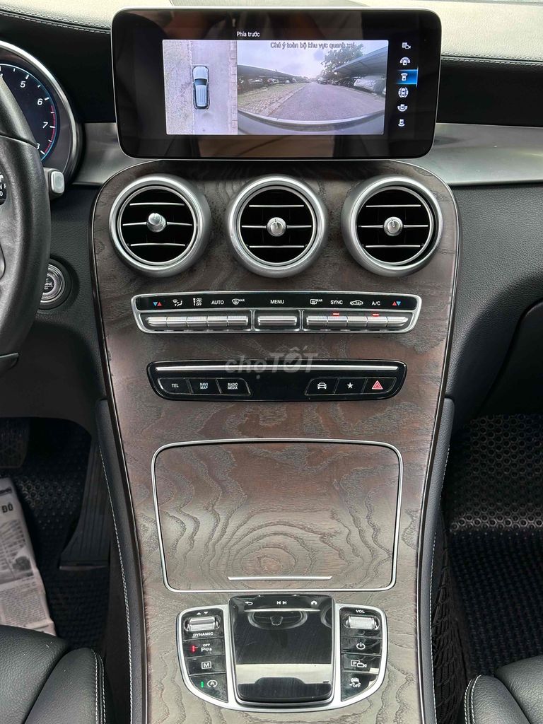 Mercedes Benz GLC 200 Sx 2020 4Matic Đen 56000km. Mua bán Ô tô tại Quận Cầu Giấy Hà Nội được đăng bởi Vũ Kiên hình 9
