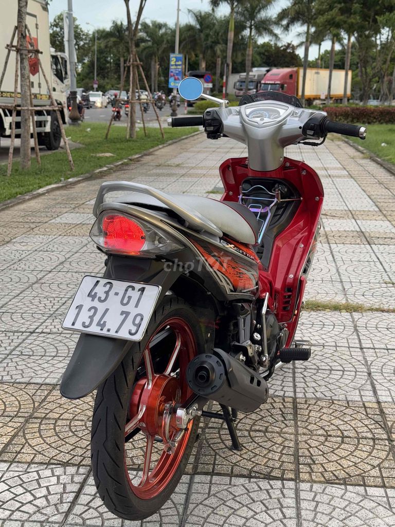 Ex 2010 nguyên bản . bs dễ nhìn 479 thần tài lớn. Mua bán Xe máy tại Quận Cẩm Lệ Đà Nẵng được đăng bởi 153 Đường 2 tháng 9 Hoà cường Tp Đà Nẵng  hình 1