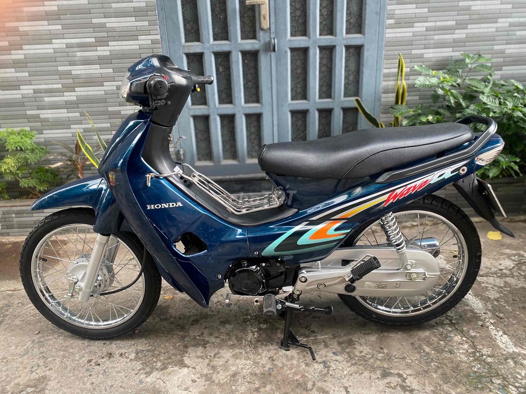 Wave alpha 2002 lốc đen bstp