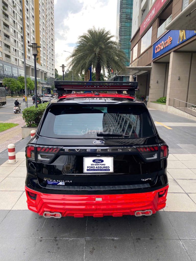 FORD EVEREST TITANIUM 2C CÁ NHÂN 2024 - 11500 KM. Mua bán Ô tô tại Quận Tân Bình Tp Hồ Chí Minh được đăng bởi Mr Hoài SÀI GÒN FORD  hình 7