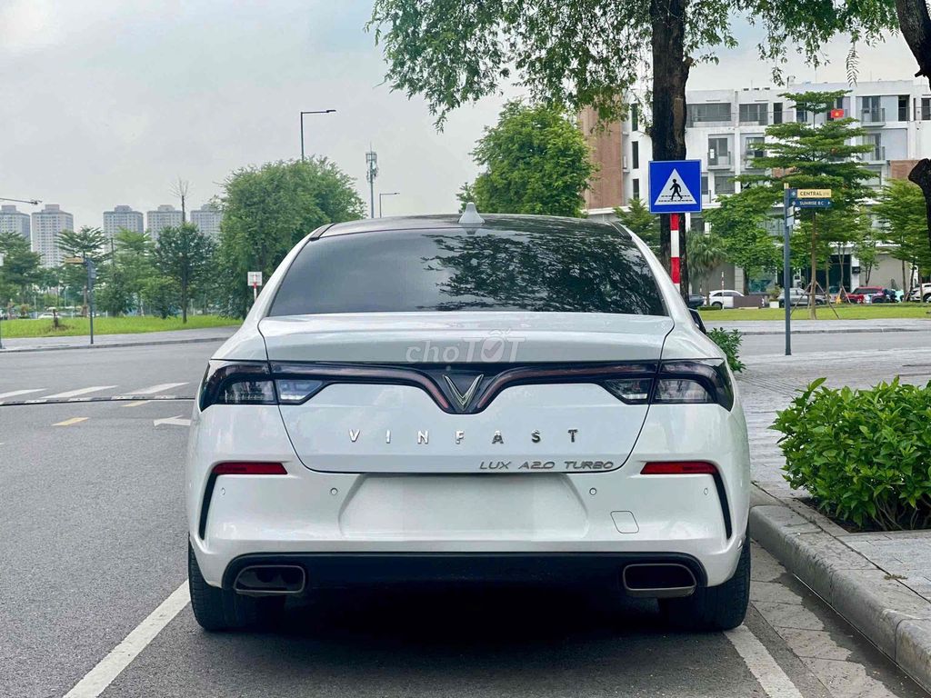 VinFast Lux A2.0 2021 Premium 2.0 AT - 60000 km. Mua bán Ô tô tại Quận Thanh Xuân Hà Nội được đăng bởi Cường Auto 266 hình 3