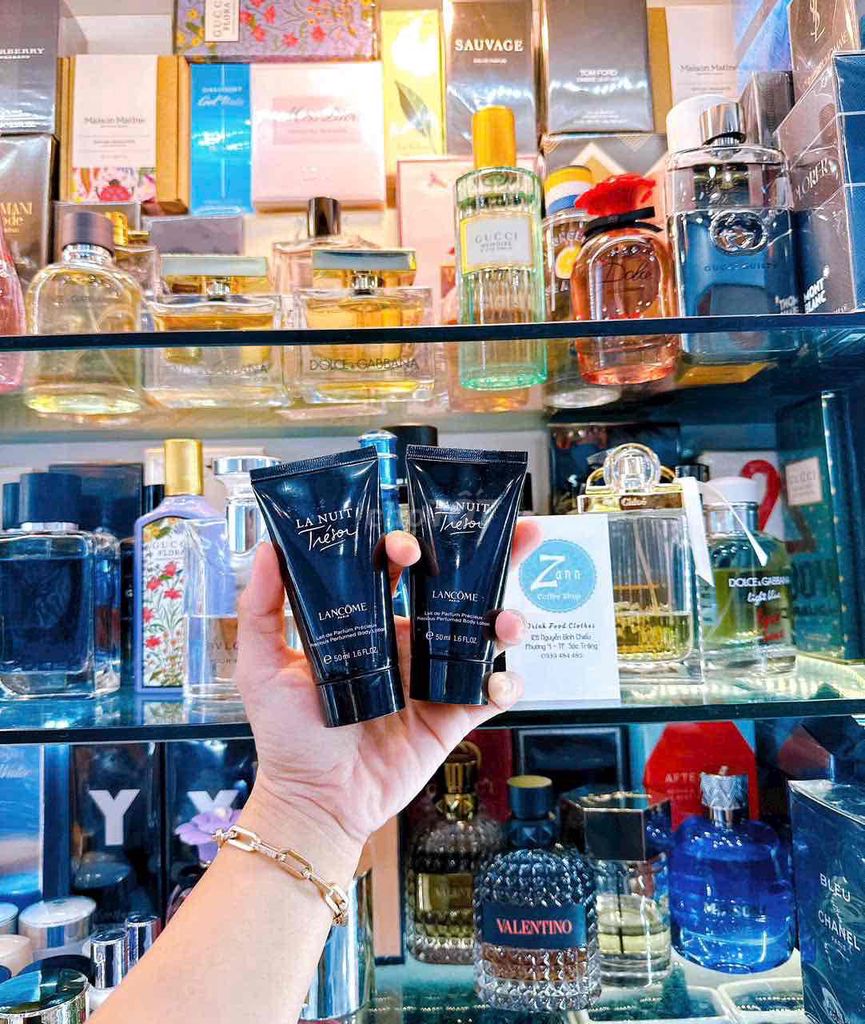 Sữa dưỡng thể Lancome La Nuit Trésor. Mua bán Phụ kiện thời trang khác tại Thành phố Sóc Trăng Sóc Trăng được đăng bởi Zann Coffee Shop hình 1