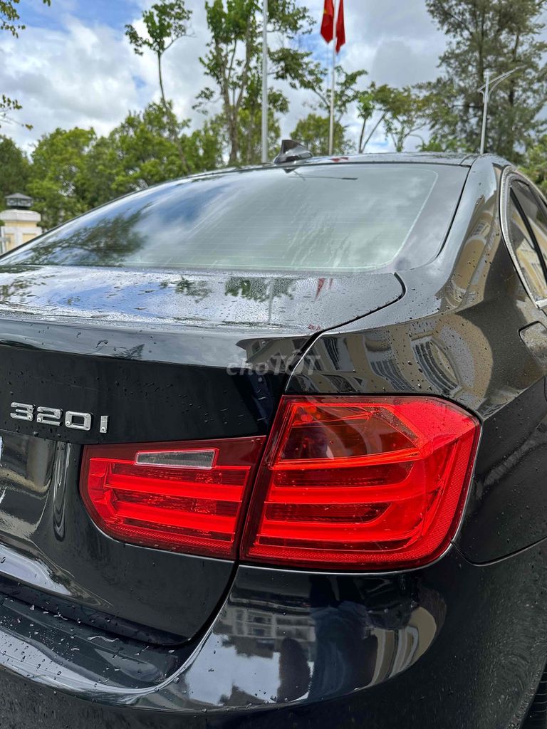 BMW 320i 2013 Dkld 2014- 115000 km. Mua bán Ô tô tại Thành phố Đà Lạt Lâm Đồng được đăng bởi Đỗ Tiến hình 10