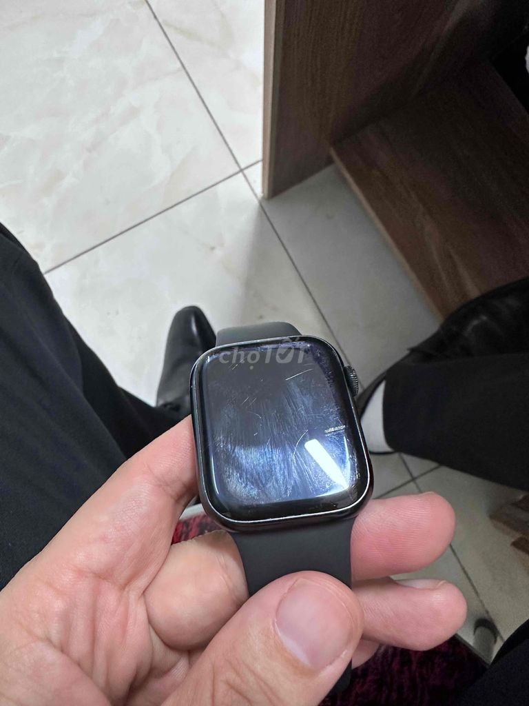 mình có chiếc seri 8, xước màn, cần bán hoặc gl. Mua bán Thiết bị đeo thông minh tại Huyện Yên Dũng Bắc Giang được đăng bởi Hà hình 1