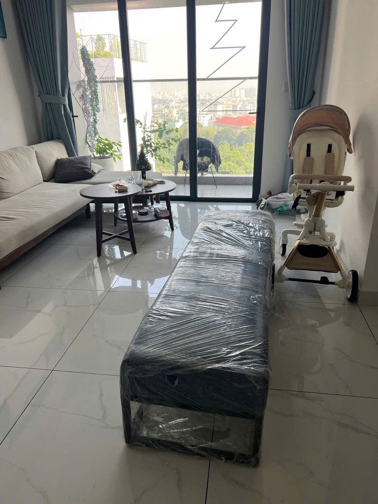 Ghế sofa Nệm khung sắt Đen 1m8x50cmx40cm Mới 90%. Mua bán Bàn ghế tại Thành phố Thủ Đức Tp Hồ Chí Minh được đăng bởi đinh hương hình 1