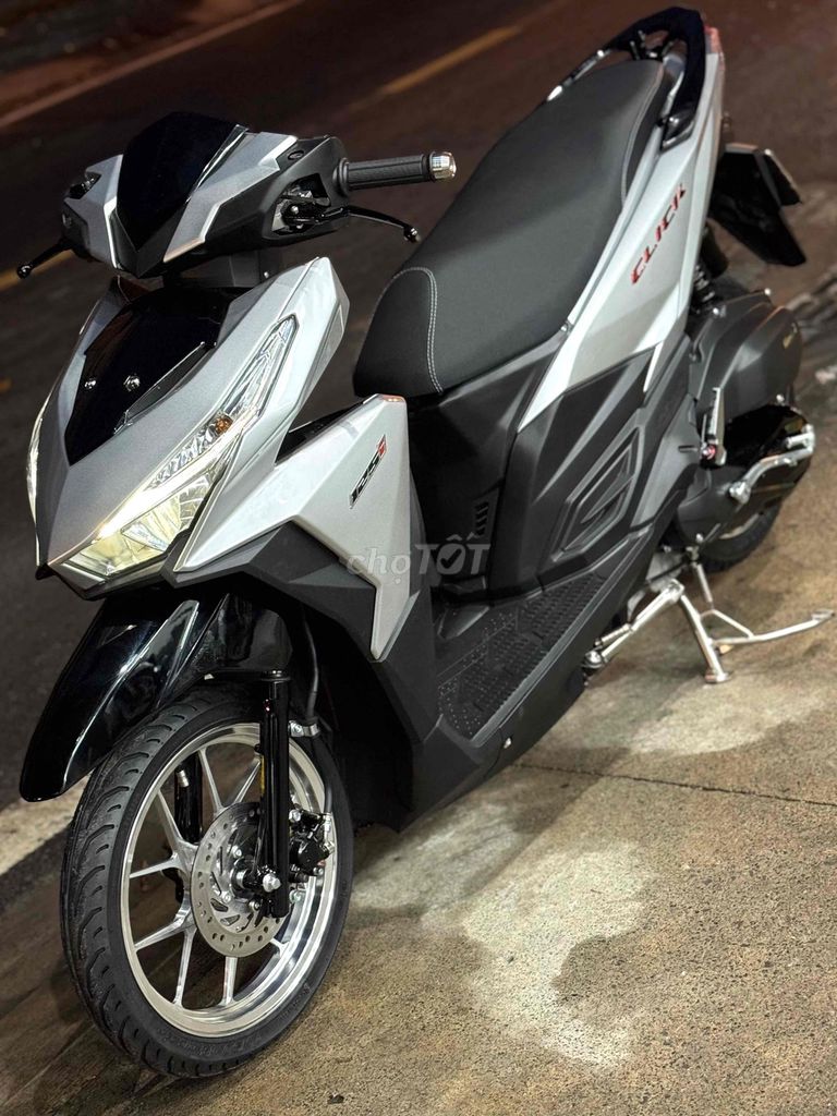 Click125 2016 9Chủ Máy Dọn Mới. Mua bán Xe máy tại Thành phố Thủ Đức Tp Hồ Chí Minh được đăng bởi Nguyễn văn hình 6