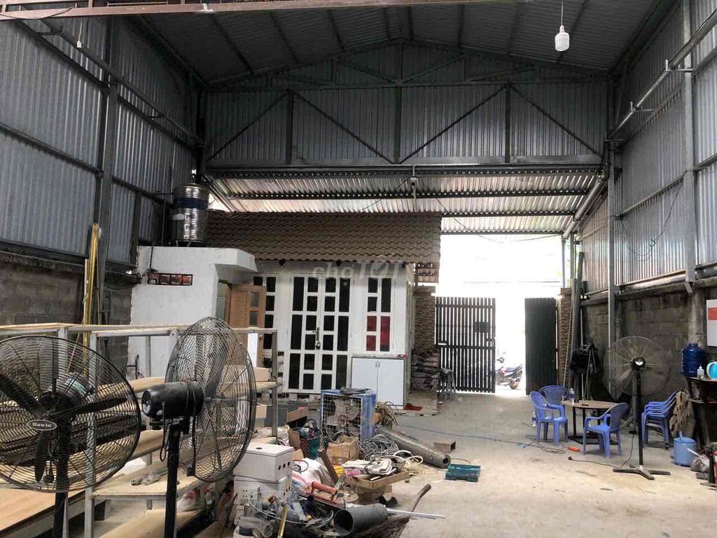 Cho Thuê Kho-Xưởng (Như Hinh) DT:500m2- Điện 3fa Văn phòng- nhà ở  Đc: