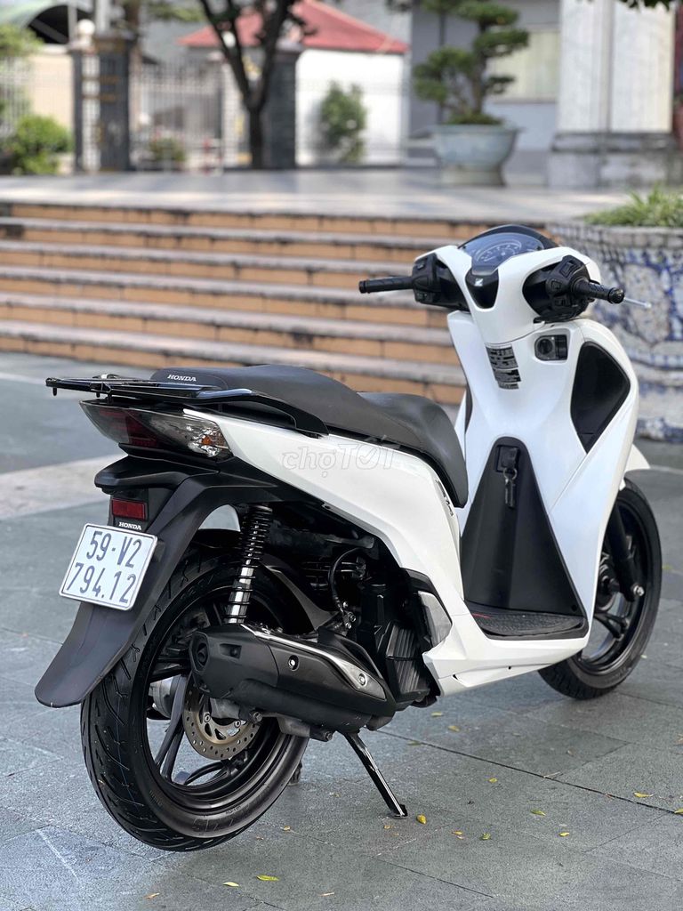 ❤️SH 125 2017 Trắng Sporty BSTP chính chủ có góp. Mua bán Xe máy tại Thành phố Thủ Đức Tp Hồ Chí Minh được đăng bởi Hiếu  hình 8