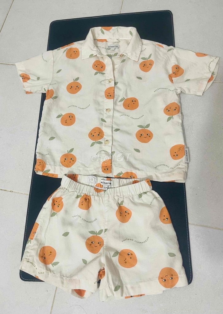 Set đồ Pỵama hàng auth cho bé size 18-23kg 90%