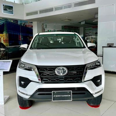 Toyota Fortuner 2.4L AT 2025 - 1tỷ 016. Mua bán Ô tô tại Quận 12 Tp Hồ Chí Minh được đăng bởi Nguyễn Hoàng Thái Phương