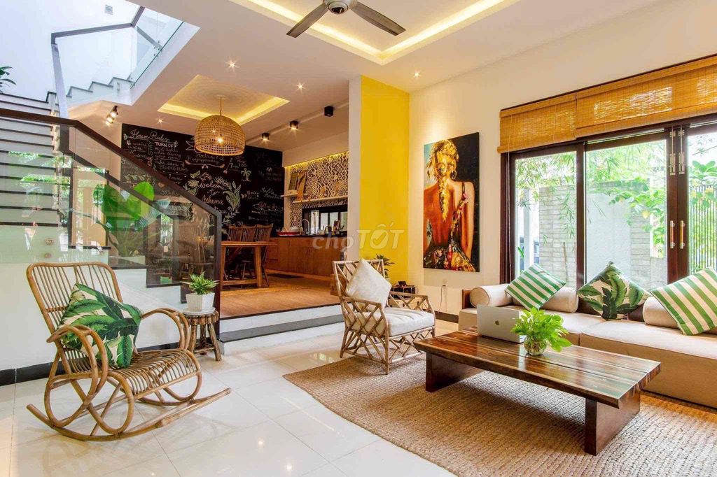 VILLA SÁT BIÊN PHẠM VĂN ĐỒNG CHO THUÊ