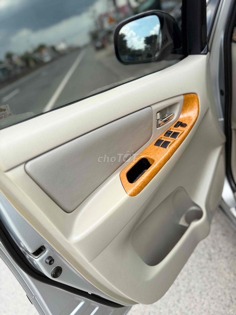 Toyota Innova 2009 G - xe gd máy zin keo chỉ zin. Mua bán Ô tô tại Thị xã Bến Cát Bình Dương được đăng bởi Xe Máy Thành Vinh hình 9