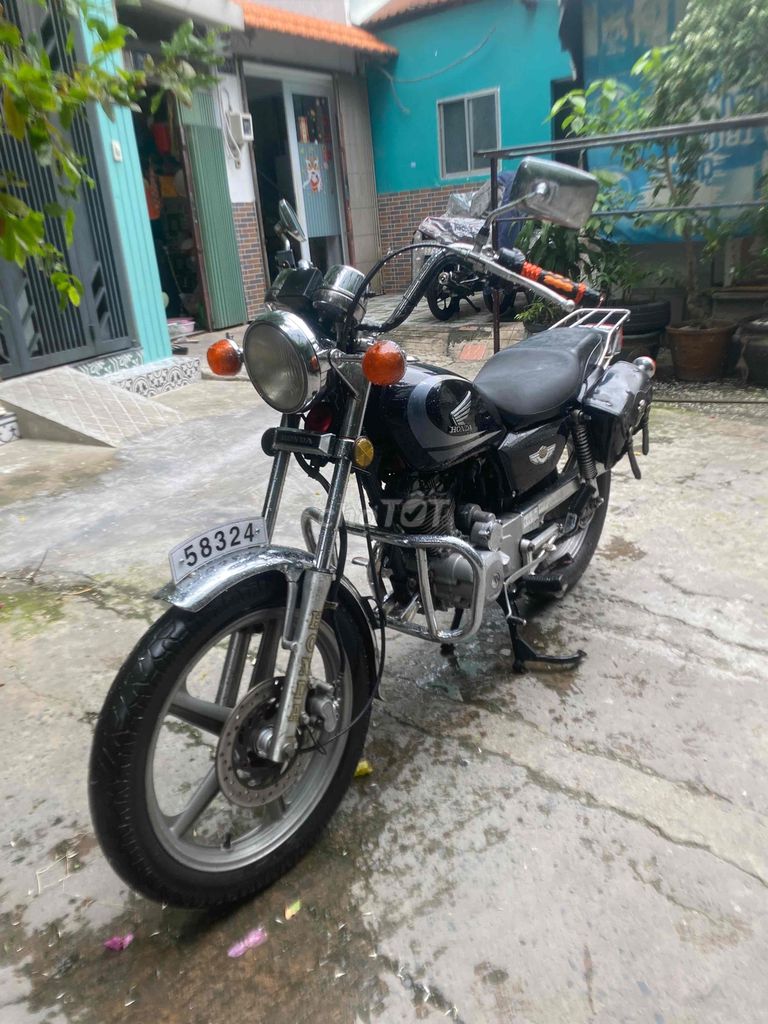 honda mô tô 125 máy êm zin chưa bung chạy ok