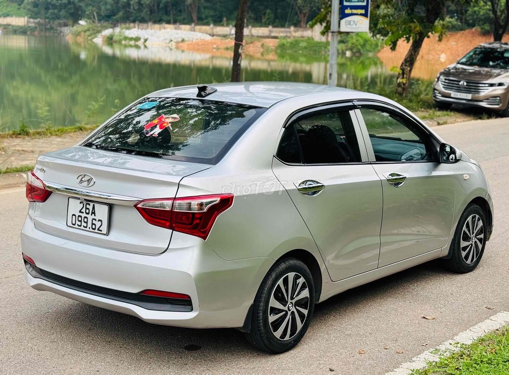 Hyundai Grand i10 2020 Grand 1.2 MT Base - 130000. Mua bán Ô tô tại Huyện Sóc Sơn Hà Nội được đăng bởi Anh Chiến hình 8