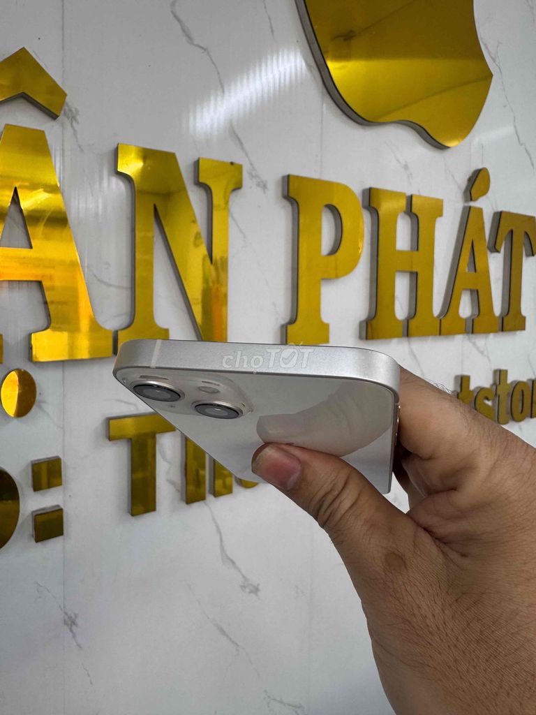iPhone 13 128GB Trắng q.tế zin áp. Mua bán Điện thoại tại Quận Bình Tân Tp Hồ Chí Minh được đăng bởi Thuận Phát Store hình 1