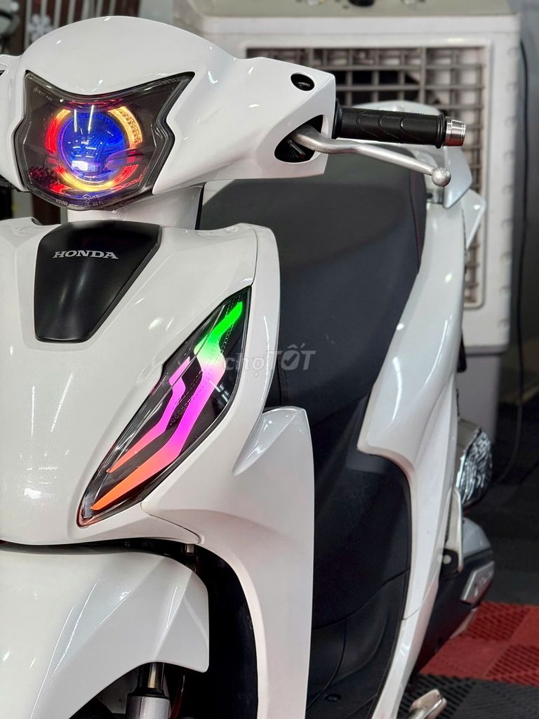 💥Vision dọn kiễng đời 2024 Smartkey Biển67 9chủ ký. Mua bán Xe máy tại Thành phố Thủ Đức Tp Hồ Chí Minh được đăng bởi XE MÁY THỦ ĐỨC hình 3