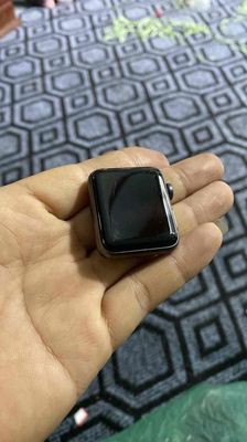 Apple watch  series 3  - 38mm  máy zin  xước. Mua bán Thiết bị đeo thông minh tại Quận Hồng Bàng Hải Phòng được đăng bởi nguyễn văn tuân