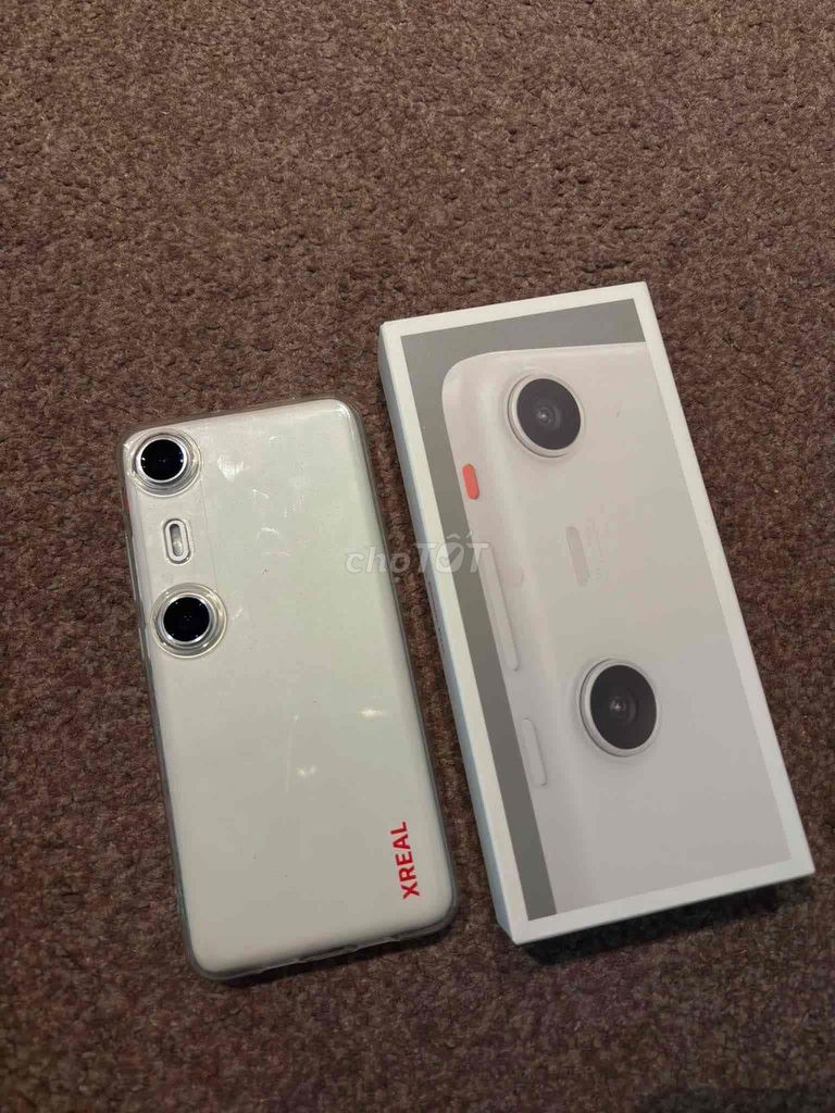 XREAL Beam Pro Trắng 8GB/256GB. Mua bán Thiết bị đeo thông minh tại Quận Tây Hồ Hà Nội được đăng bởi Thảo hình 1