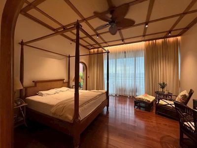 Cho thuê 4PN Define diện tích 325m2 giá 160 triệu 