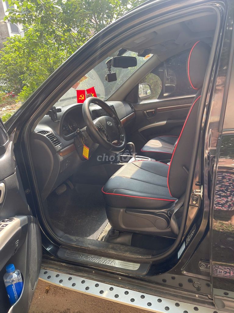 Hyundai SantaFe 2008 дизель, чёрный, 7 мест