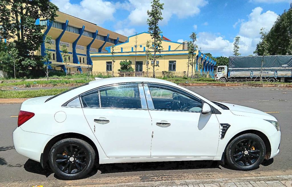 Cần bán gru 2014 xe đẹp không lỗi. Mua bán Ô tô tại Thành phố Buôn Ma Thuột Đắk Lắk được đăng bởi kim yến hình 3