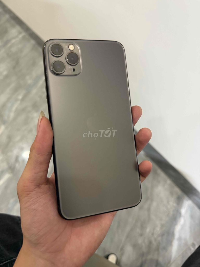 Apple iPhone 11 Pro Max 256GB Xám. Mua bán Điện thoại tại Thành phố Buôn Ma Thuột Đắk Lắk được đăng bởi Trần Nguyên hình 1