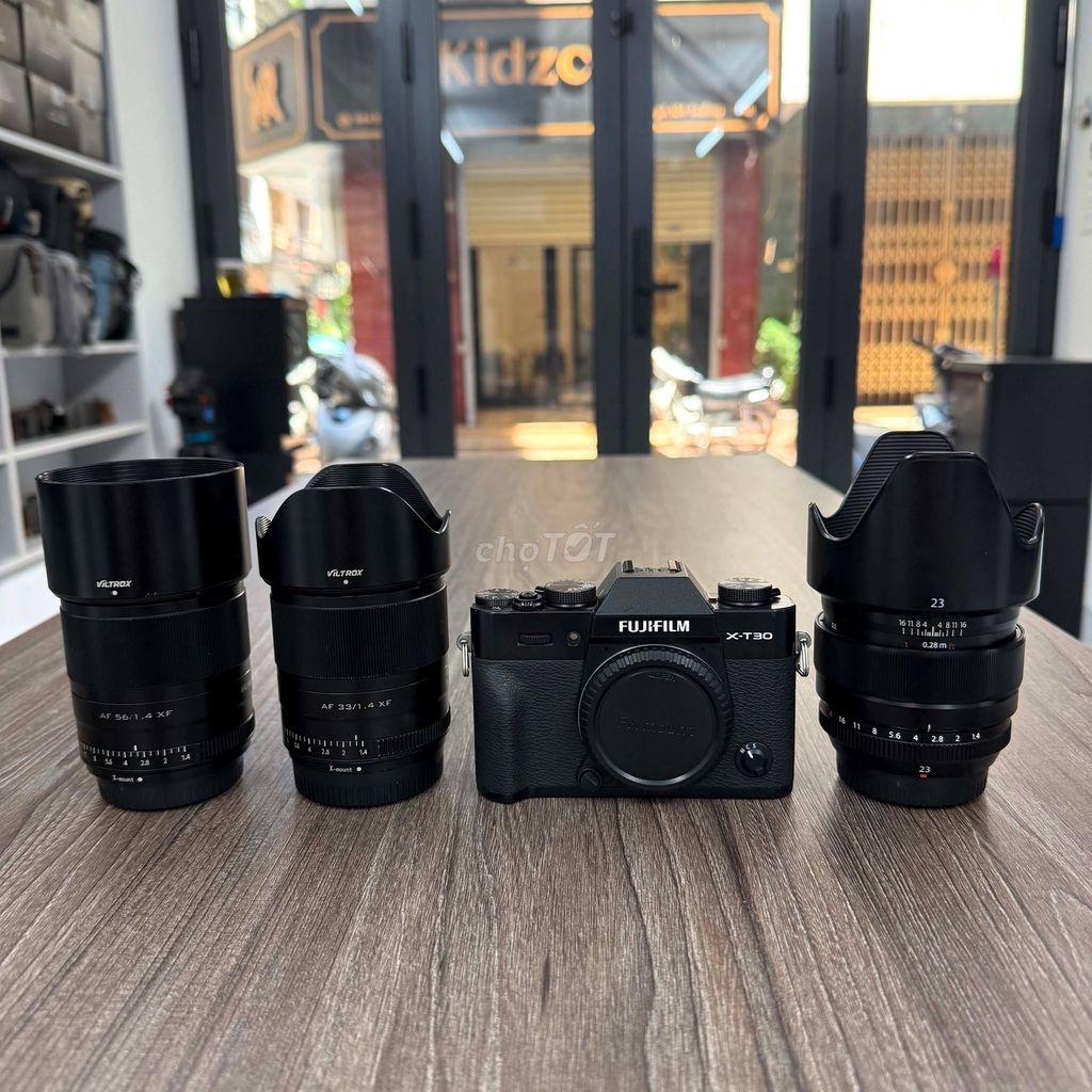 Fujifilm X-T30 & 23 F1.4 & 33 F1.4 & 56 F1.4. Mua bán Máy ảnh, Máy quay tại Quận Thanh Xuân Hà Nội được đăng bởi Máy Ảnh Nguyễn Cường hình 1