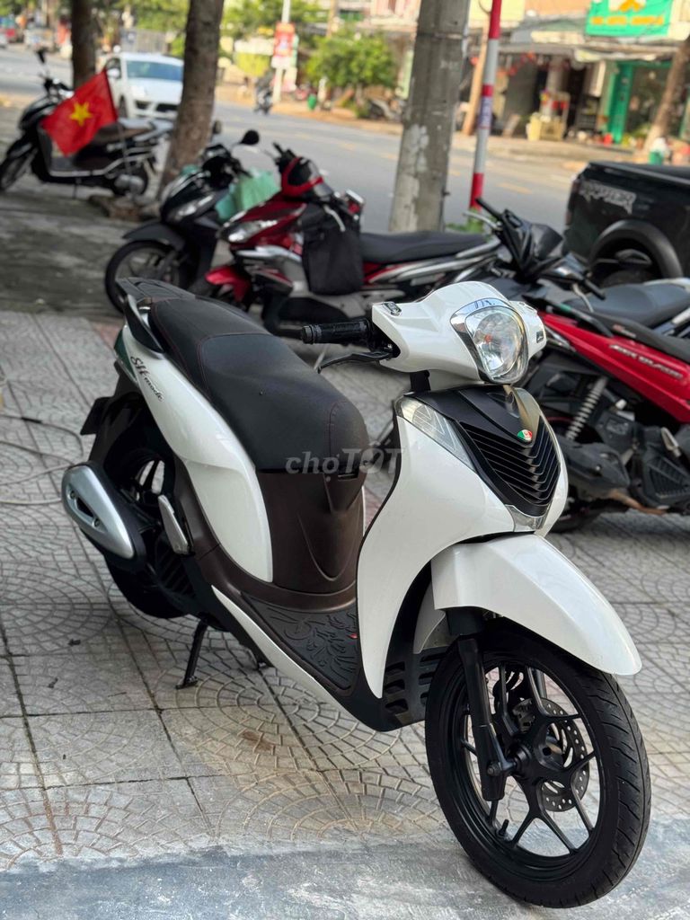 Honda SH Mode 2016 (есть рассрочка, оформление с плохой кредитной историей)