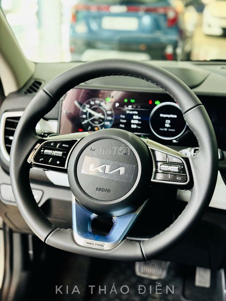 KIA Seltos 1.5 Premium Vin 2024 ưu đãi 102 triệu. Mua bán Ô tô tại Thành phố Thủ Đức Tp Hồ Chí Minh được đăng bởi KIA Thảo Điền hình 9
