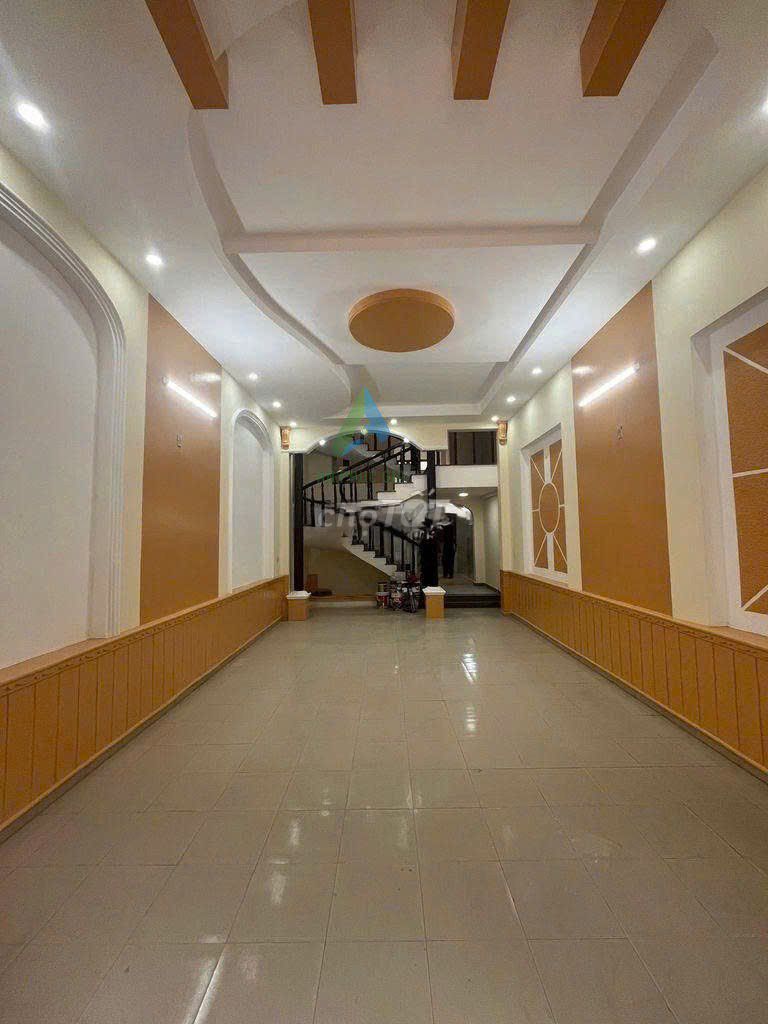 Аренда · 4 комн. · 125 м² · Quận Cẩm Lệ, ул. Đường Trịnh Đình Thảo