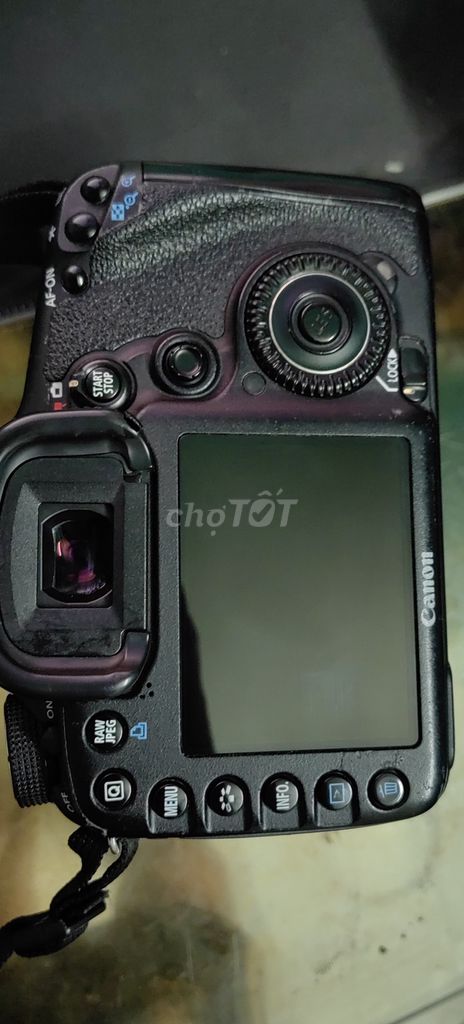 Máy ảnh Canon 7D Đen. Mua bán Máy ảnh, Máy quay tại Huyện Nhà Bè Tp Hồ Chí Minh được đăng bởi Trung Trần hình 1