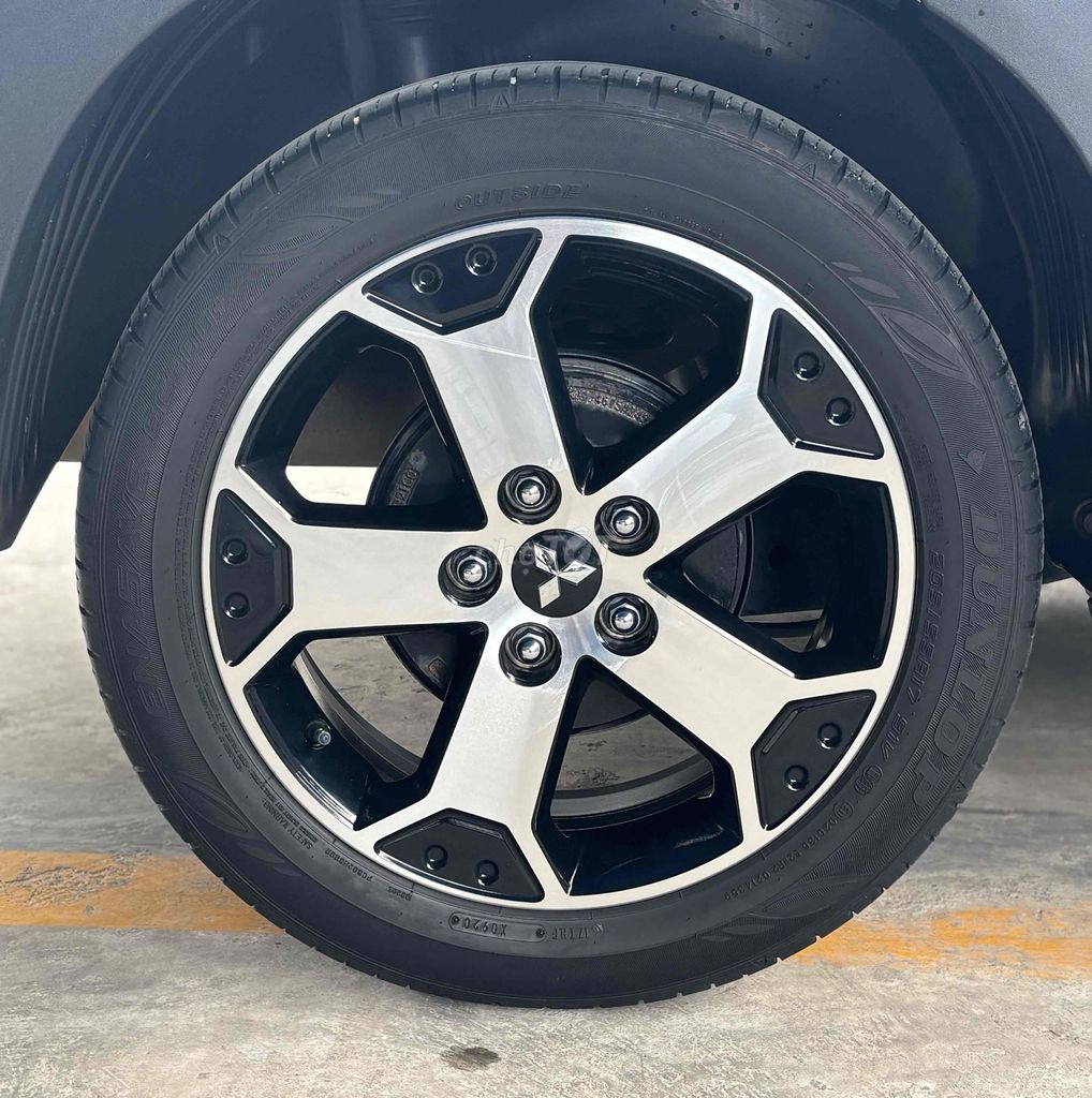 MITSUBISHI XPANDER CROSS ODO 33329km. Mua bán Ô tô tại Huyện Hóc Môn Tp Hồ Chí Minh được đăng bởi Le toan hình 7