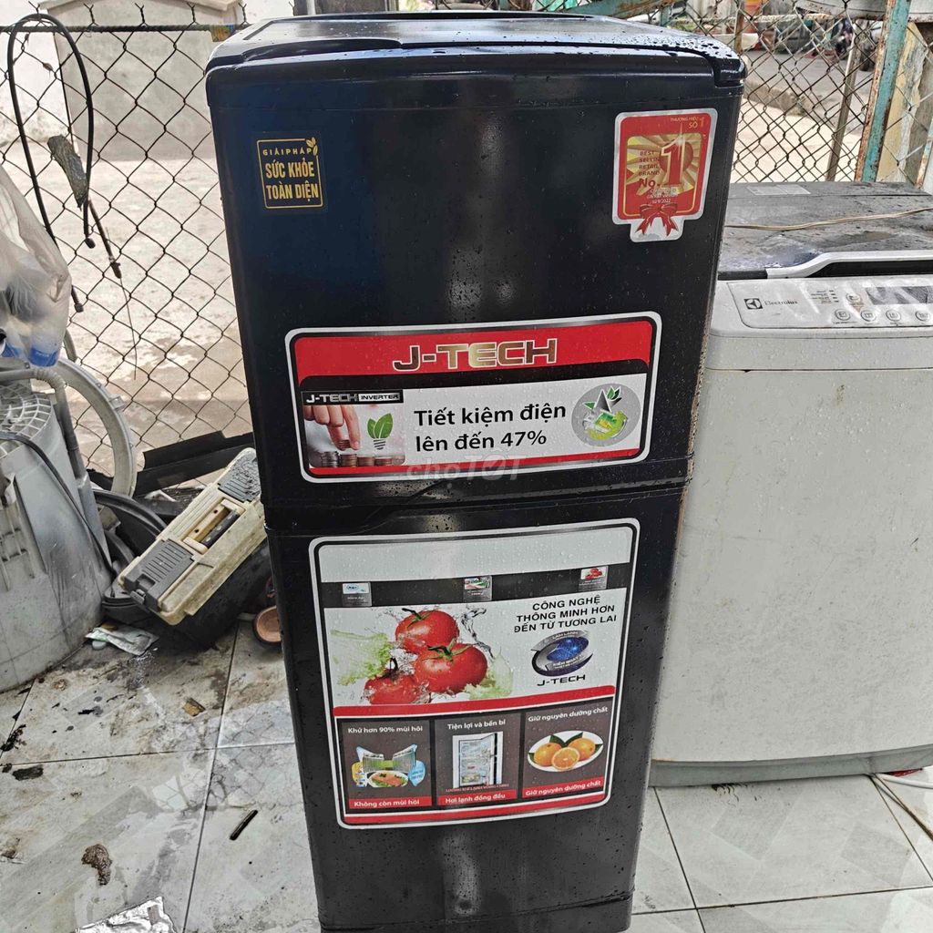 Tủ lạnh Sanyo 150l Đen. Mua bán Tủ lạnh tại Quận Cái Răng Cần Thơ được đăng bởi Danh Phố hình 1