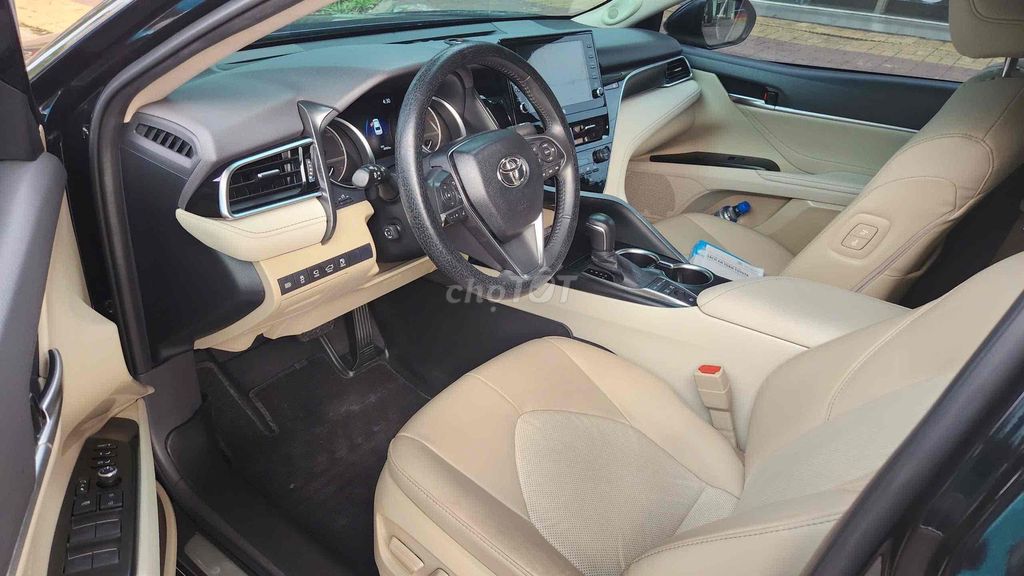 Toyota Camry 2024 2.5 HEV Top - 49000 km. Mua bán Ô tô tại Thành phố Thủ Đức Tp Hồ Chí Minh được đăng bởi Hải Trương hình 7