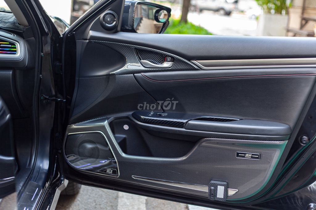 Honda Civic 2019 RS 50.000 km. Mua bán Ô tô tại Thành phố Thủ Đức Tp Hồ Chí Minh được đăng bởi H2T Auto hình 18