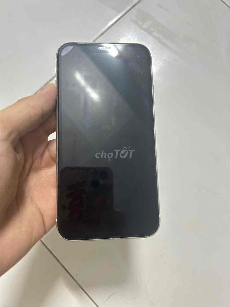 Apple iPhone 11 64GB Trắng Kính lưng bể. Mua bán Điện thoại tại Thành phố Cà Mau Cà Mau được đăng bởi Trần Văn Hải hình 1