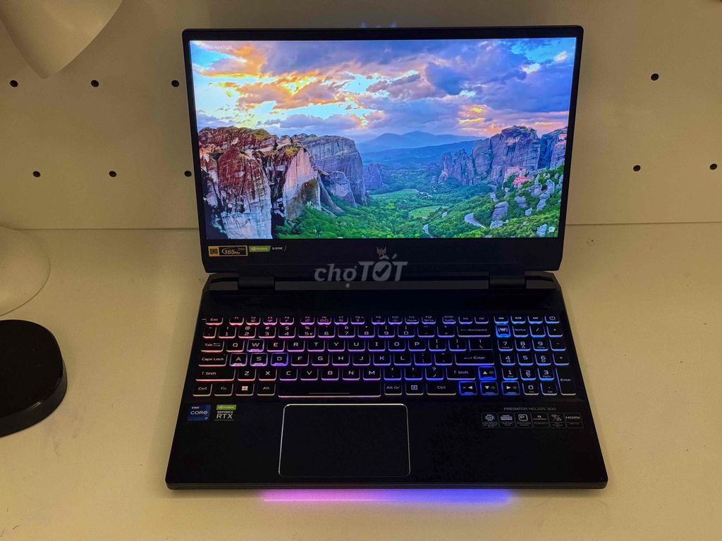 Acer Predator Helios 300 i7-12700H 16GB/512GB. Mua bán Laptop tại Quận Đống Đa Hà Nội được đăng bởi Tuấn Lê hình 1