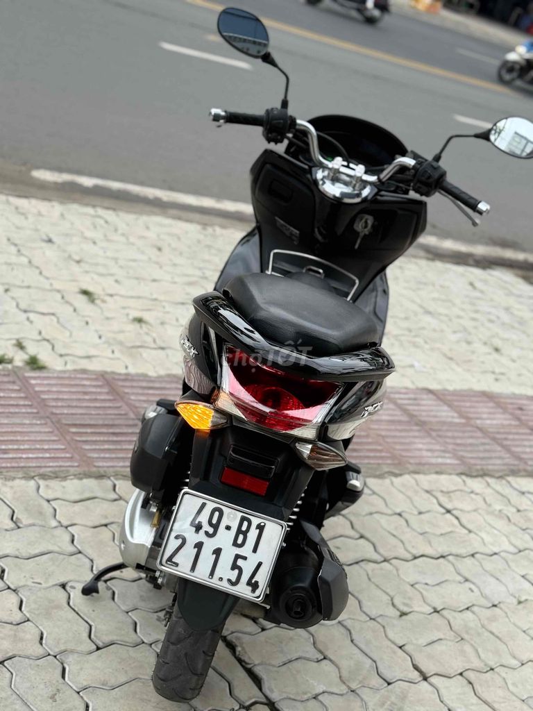 Pcx ( nợ xấu 12tr ). Mua bán Xe máy tại Quận 8 Tp Hồ Chí Minh được đăng bởi Phạm Đức hình 9