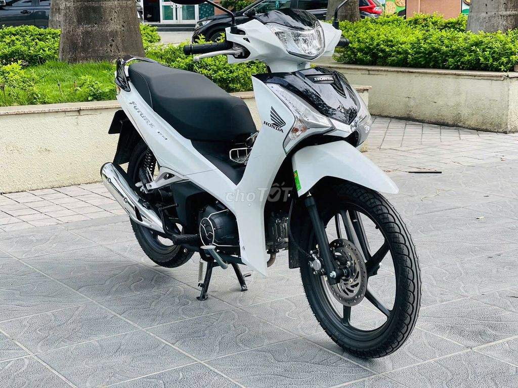 HONDA FUTURE 125FI TRẮNG XE LƯỚT BIỂN 29. Mua bán Xe máy tại Quận Cầu Giấy Hà Nội được đăng bởi A Nam hình 5